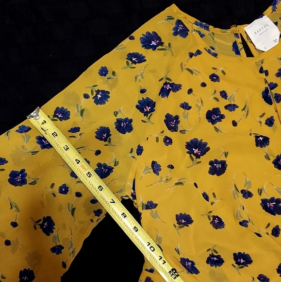 Harper Lined Heritage Yellow Floral Blouse, LARGE, Polyester. - Picture 6 of 7